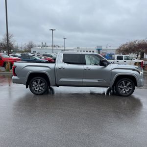 TOYOTA TUNDRA HYBRID CAPSTONE - 10