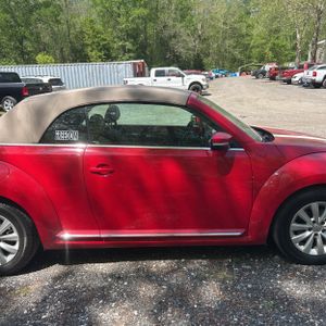 VOLKSWAGEN BEETLE CONVERTIBLE 2.0T S - 9