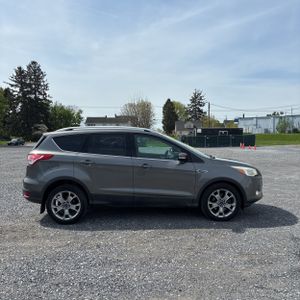 FORD ESCAPE TITANIUM - 10