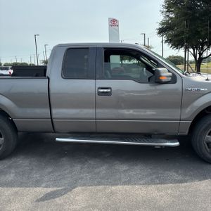 2011 FORD F-150 XLT — миниатюра 11
