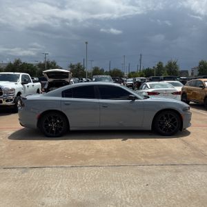 DODGE CHARGER SXT - 10