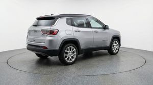 صورة 7 لـ 2025 JEEP COMPASS LIMITED