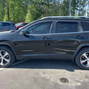 JEEP CHEROKEE LIMITED - 4