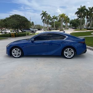 LEXUS IS 300 BASE - 3