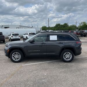 JEEP GRAND CHEROKEE LAREDO X 4X2 - 3