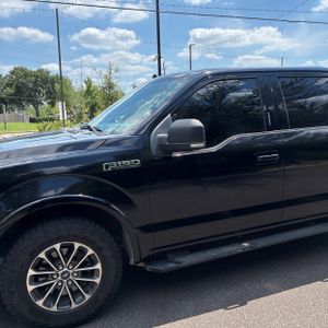 FORD F-150 XLT - 2