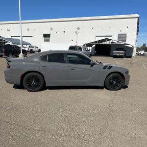 DODGE CHARGER SXT - 10