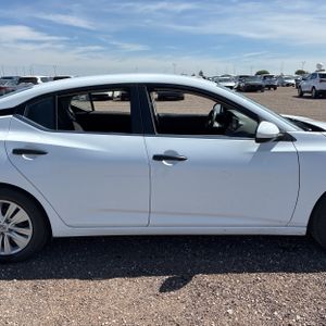 صورة مصغرة 11 لـ 2024 Nissan SENTRA S