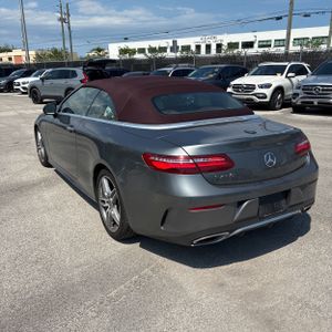 MERCEDES-BENZ E-CLASS - 5