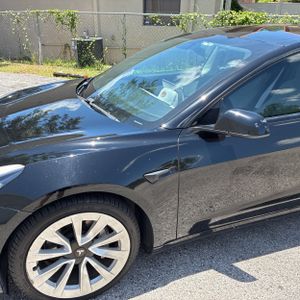 TESLA MODEL 3 LONG RANGE - 2