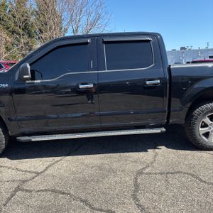 FORD F-150 XLT - 4