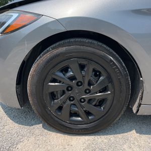 2018 Hyundai ELANTRA SE 缩略图 17