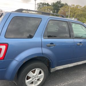 FORD ESCAPE XLT - 9