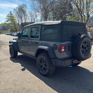 JEEP WRANGLER WILLYS 4XE - 5