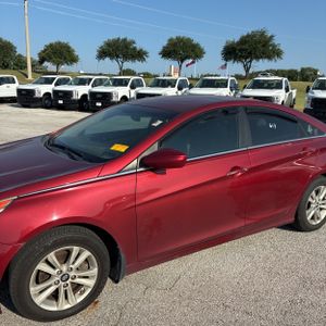 2013 Hyundai SONATA GLS 照片 2
