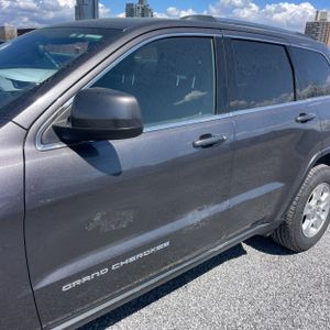 JEEP GRAND CHEROKEE LAREDO - 4