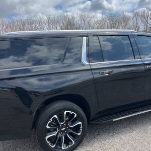 CHEVROLET SUBURBAN PREMIER - 9