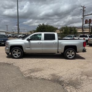 2017 Chevrolet SILVERADO 1500 LT 照片 3