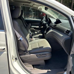 2017 Honda ODYSSEY EX-L photo 32