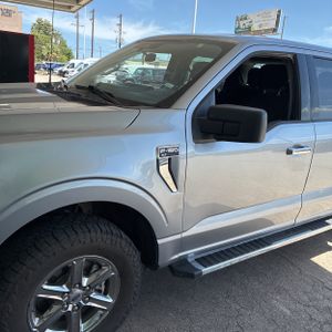2025 FORD F-150 XLT 照片 2