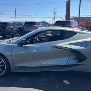 CHEVROLET CORVETTE STINGRAY - 4