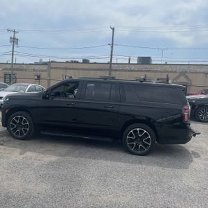 CHEVROLET SUBURBAN RST - 3