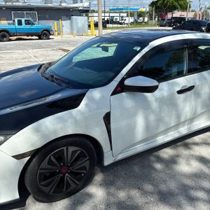 2017 Honda CIVIC EX — фото 2