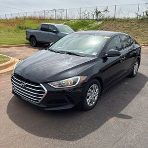 HYUNDAI ELANTRA SE - 1