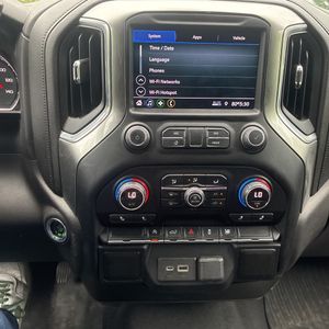 صورة مصغرة 34 لـ 2020 Chevrolet SILVERADO 1500 LT