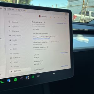 2024 Tesla MODEL Y LONG RANGE 缩略图 52