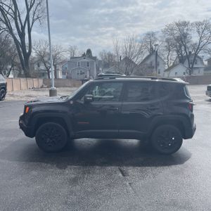 JEEP RENEGADE TRAILHAWK - 3