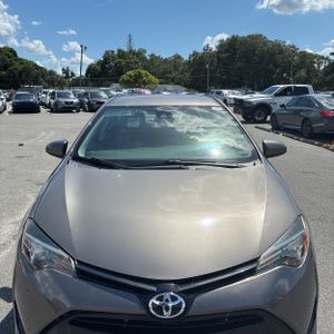 2018 Toyota COROLLA LE — фото 15