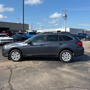 صورة 3 لـ 2015 Subaru OUTBACK 2.5I PREMIUM