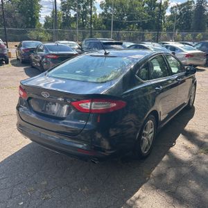 2014 FORD FUSION SE 照片 8