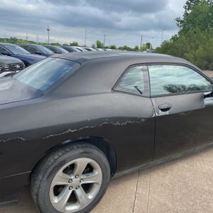 DODGE CHALLENGER SXT - 8