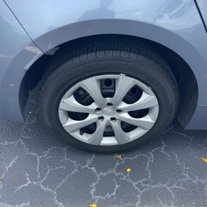 2024 Toyota COROLLA LE 缩略图 18