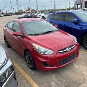 HYUNDAI ACCENT SE - 8