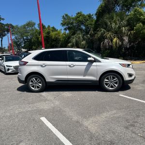 FORD EDGE SEL - 10
