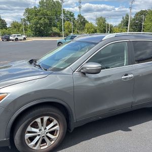 صورة 2 لـ 2014 Nissan ROGUE SV