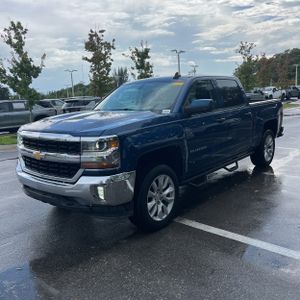 2017 Chevrolet SILVERADO 1500 LT — фото 1