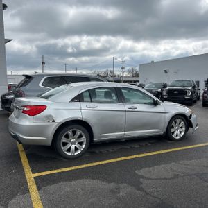 CHRYSLER 200 TOURING - 8