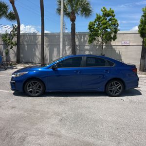 KIA FORTE GT-LINE - 3