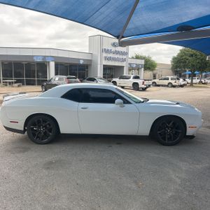 DODGE CHALLENGER SXT PLUS - 10