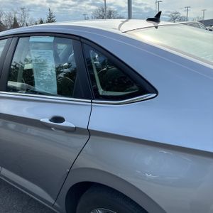 VOLKSWAGEN JETTA SE - 6