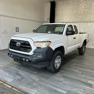 صورة 1 لـ 2017 Toyota TACOMA SR