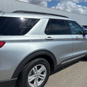 FORD EXPLORER XLT - 8