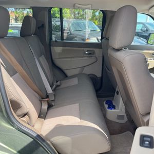 2009 JEEP LIBERTY SPORT 缩略图 34