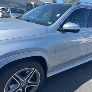 MERCEDES-BENZ GLS - 2