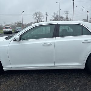 CHRYSLER 300 TOURING - 4
