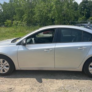 صورة 4 لـ 2013 Chevrolet CRUZE LS AUTO
